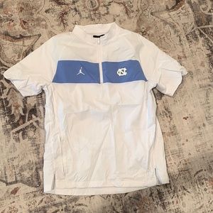 Nike Jordan UNC lightweight pullover